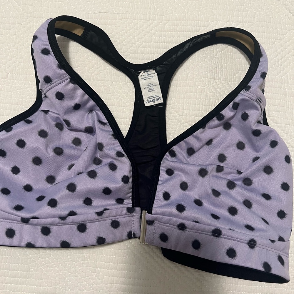 Retro Lululemon polka dot front close sports bra